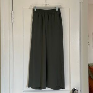 Green women work pants H&M
